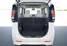 Nissan Roox (2025)