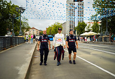 &bdquo;Oracle Red Bull&ldquo; (RB7) Formulės 1 automobilio filmavimas Klaipėdoje