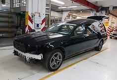 Kaip &bdquo;Mercedes GLE&ldquo; tapo katafalku