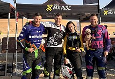 &bdquo;Abu Dhabi Baja Challenge&ldquo; : Saulius Klevinskas, Gediminas &Scaron;atkus, Emilija Gelažninkienė, Arūnas Gelažninkas 