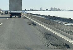 Didžiulės duobės automagistralėje