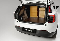 „EX30 Cargo“ elektrinis furgonas