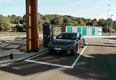 Elektromobilis XPENG P7+