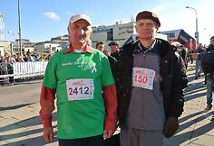 Stasys Laniauskas (kairėje) - po kepenų persodinimo operacijos. Jis lengvai įveikė 10 km.