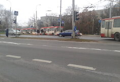 Sugedęs troleibusas sostinės T.Narbuto gatvėje
