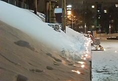 Atminimo laužai Vilniuje prie LRT ir TV bok&scaron;to sausio 12-osios vakarą
