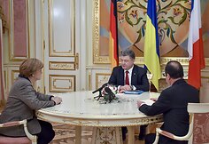Kijeve aptarti taikos plano susitiko Angela Merkel, Francoise Hollande'as ir Petro Poro&scaron;enka 2015 m. vasario 05 d. 
