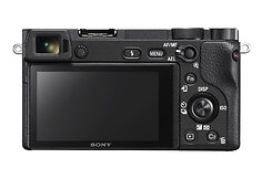 „Sony“ sisteminis fotoaparatas α6300
