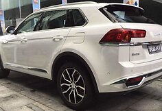 Kinų krosoveris &bdquo;Zotye X7&ldquo;