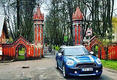 &bdquo;Mototurizmo sprintas&ldquo; atgimusiuose Trakų Vokės rūmuose