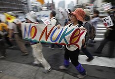 Protestas prie&scaron; atominę energetiką Tokijuje