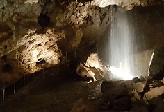 Demanovo slėnio stalagmitų ir stalaktitų Laisvės urvas