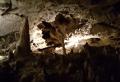 Demanovo slėnio stalagmitų ir stalaktitų Laisvės urvas