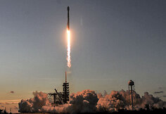 &bdquo;SpaceX&ldquo; sėkmingai paleido ir nutupdė jau panaudotą raketą