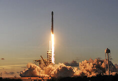 &bdquo;SpaceX&ldquo; sėkmingai paleido ir nutupdė jau panaudotą raketą