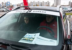 &bdquo;Lietuvos metų automobilio 2018&ldquo; dalyviai vie&scaron;ėjo Kaune, prie &bdquo;Megos&ldquo;