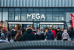 &bdquo;Lietuvos metų automobilio 2018&ldquo; dalyviai vie&scaron;ėjo Kaune, prie &bdquo;Megos&ldquo;