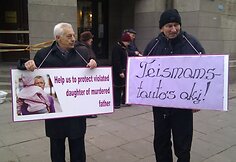 D.Kedžio judėjimo aktyvistų piketas prie Lietuvos Auk&scaron;čiausiojo Teismo