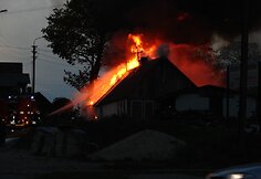 Ketvirtadienio vakarą &Scaron;iauliuose degė medinis namas. 