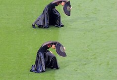 Prie&scaron; rungtynes stadione skambėjo flamenko muzika ir sukosi &scaron;okėjos.