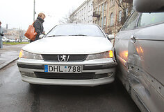 Trijų automobilių avarija