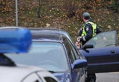 Policijos reidas Vilniuje, Ukmergės g.