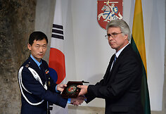 Naujo Korėjos gynybos ata&scaron;ė akreditavimas