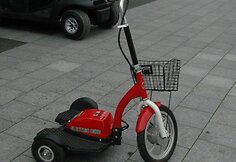 „SEB bankas“ sukūrė eko-transportą ir mažiesiems vairuotojams.