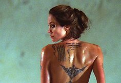 Tatuiruotės ant Angelinos Jolie kūno