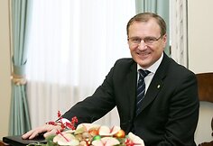 Algis Čaplikas – sveikatos apsaugos ministras