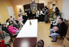 Kleiza padovanojo vaikams suvenyrų ir pabendravo