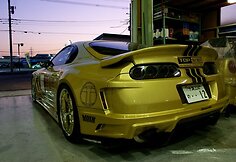 &bdquo;Top-Secret&ldquo; tuningo kompanijos garaže. Vir&scaron; 1000 AG turintis &bdquo;Toyota Supra&ldquo; automobilis.