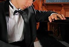 Didžiosiose scenose pianistas M.Kultyševas groja nuo 10-ies.