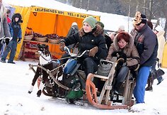 Modifikuotos rogutės – nereik nei traukt nei stumt (Rumšiškės). (2009-02-22)