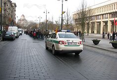 Kovo 11-ąją eitynėmis Lietuvos šaulių sąjungos nariai pagerbė Lietuvos nepriklausomybę. (2009-03-11)