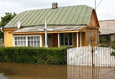  Kėdainių rajone siautėjęs lietus užtvindė namus Siponių kaime. 