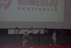 Penktadienio vakarą kino teatre „Forum Cinemas Vingis“ gerą nuotaiką kėlė pirmą kartą Lietuvoje pasirodęs kino komedijų festivalis.