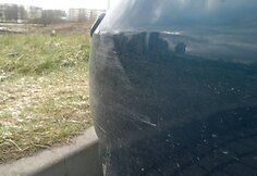 P.Galkontaitės automobilio &bdquo;Mazda 3&ldquo; nubrozdintas bamperis.