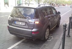 Pažeidėjo &bdquo;Mitsubishi Outlander&ldquo;.