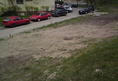 Pievoje įkalintas „Peugeot“