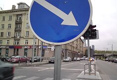 Permainos užkeiktoje sankryžoje