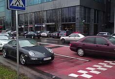 Pažeidėjo 2006 metų laidos kupė &bdquo;Porsche 911 Carrera 4S&ldquo;. 