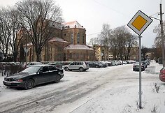 M.Glinskis Liepyno gatve atskriejo iš čia.
