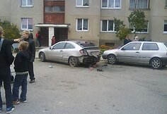 Kėdainiuose sprogęs „Mercedes Benz“