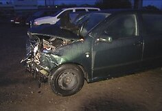 Per avariją sudaužytas automobilis „Škoda“.