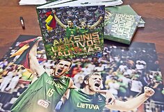 Roberto Dačkaus knygos &bdquo;Auksinis Lietuvos Jaunimas. Prisiminti negalima pamir&scaron;ti" pristatymas
