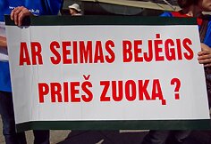 Antakalnio ligoninės medikų piketas prie Vilniaus savivaldybės