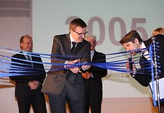 Remigijus Vilkaitis kultūros ministras, perkirpo 8 juosteles