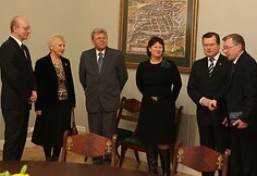 Šalies vadovas susitiko su Seimo valdybos nariais: A. Valinsku, I. Degutiene, V. Baltraitiene, A. Kašėta, Č. V. Stankevičiumi, R. Šukiu ir G. Kirkilu