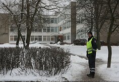 Dėl sprogimo grėsmės Vilniaus gimnazijos evakuacija